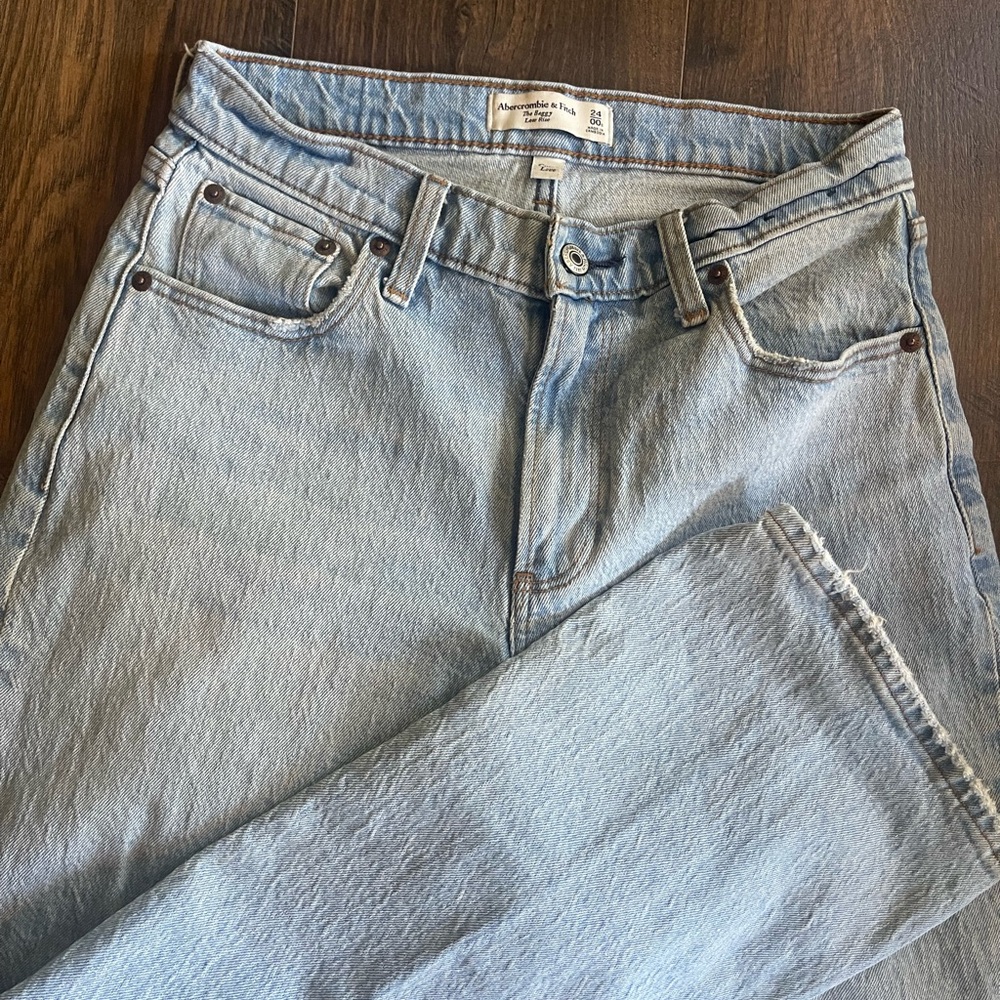 Abercrombie & Fitch Women’s Curve Love Baggy Low Rise Jeans